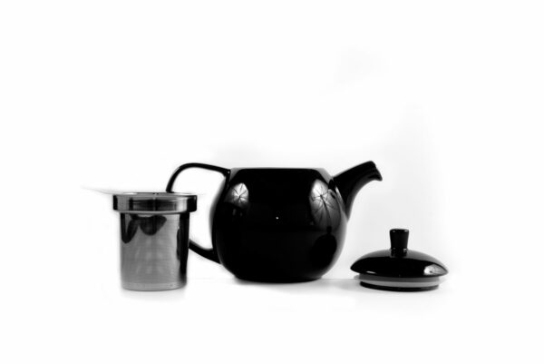 Curve Tea Pot Black 12oz